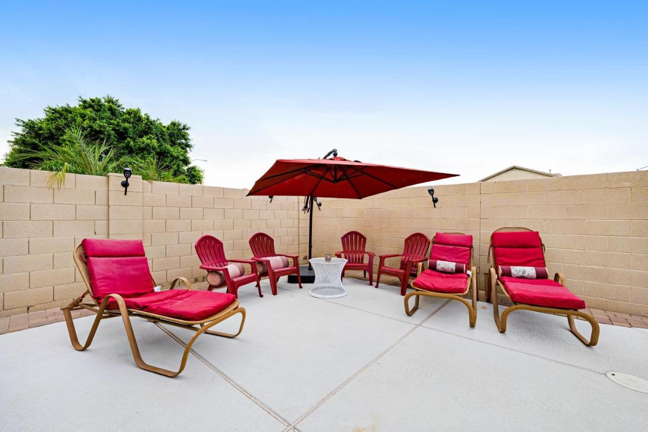 Tranquil Cactus Villa Surprise Exterior photo